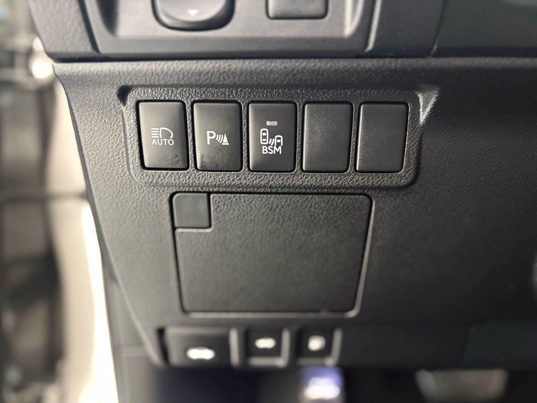 2016 Lexus ES 350 photo 28