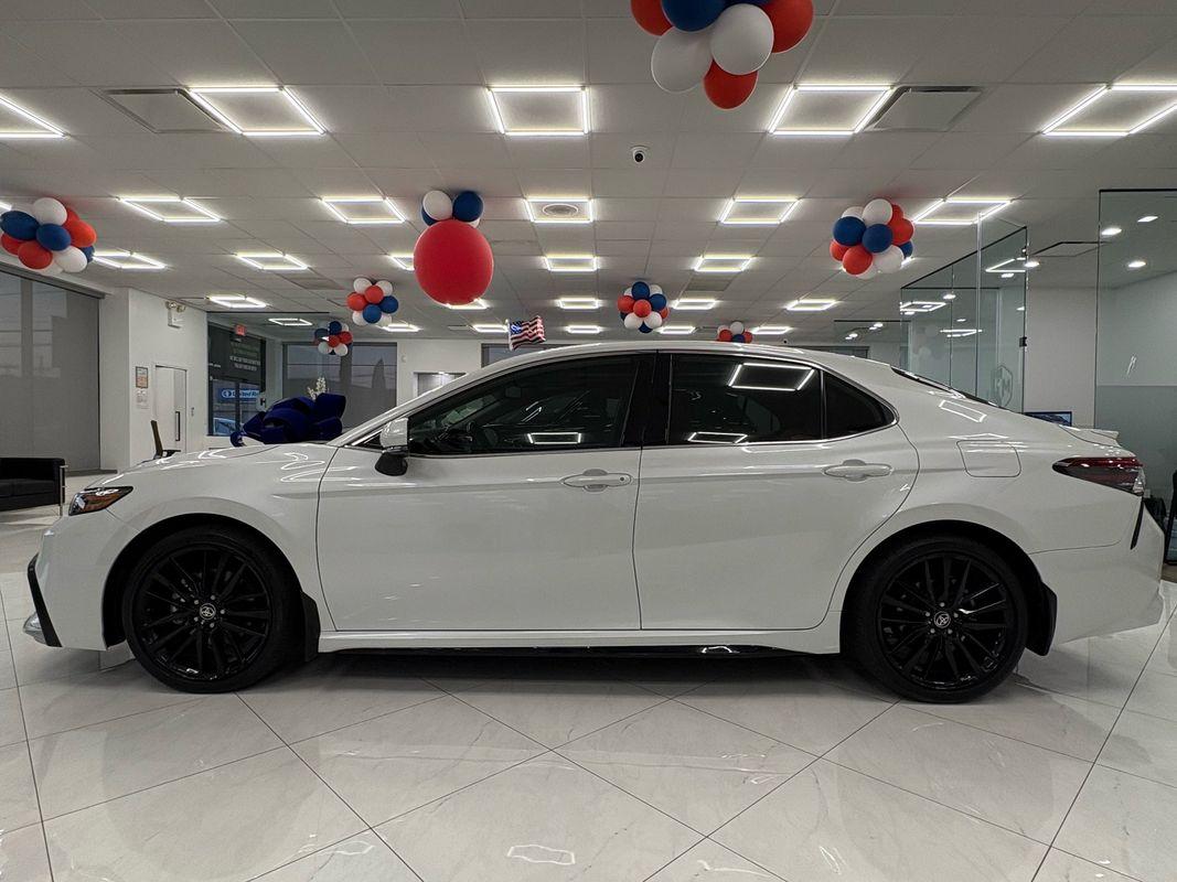 2023 Toyota Camry XSE photo 4