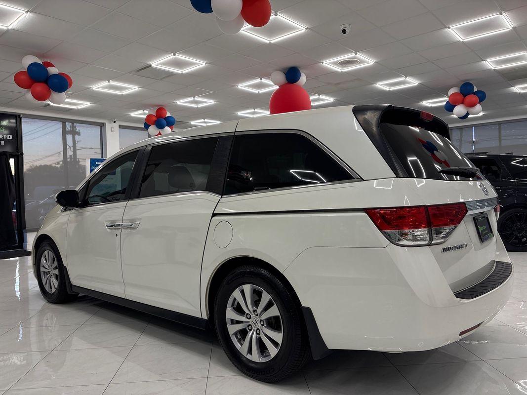 2016 Honda Odyssey EX-L photo 10