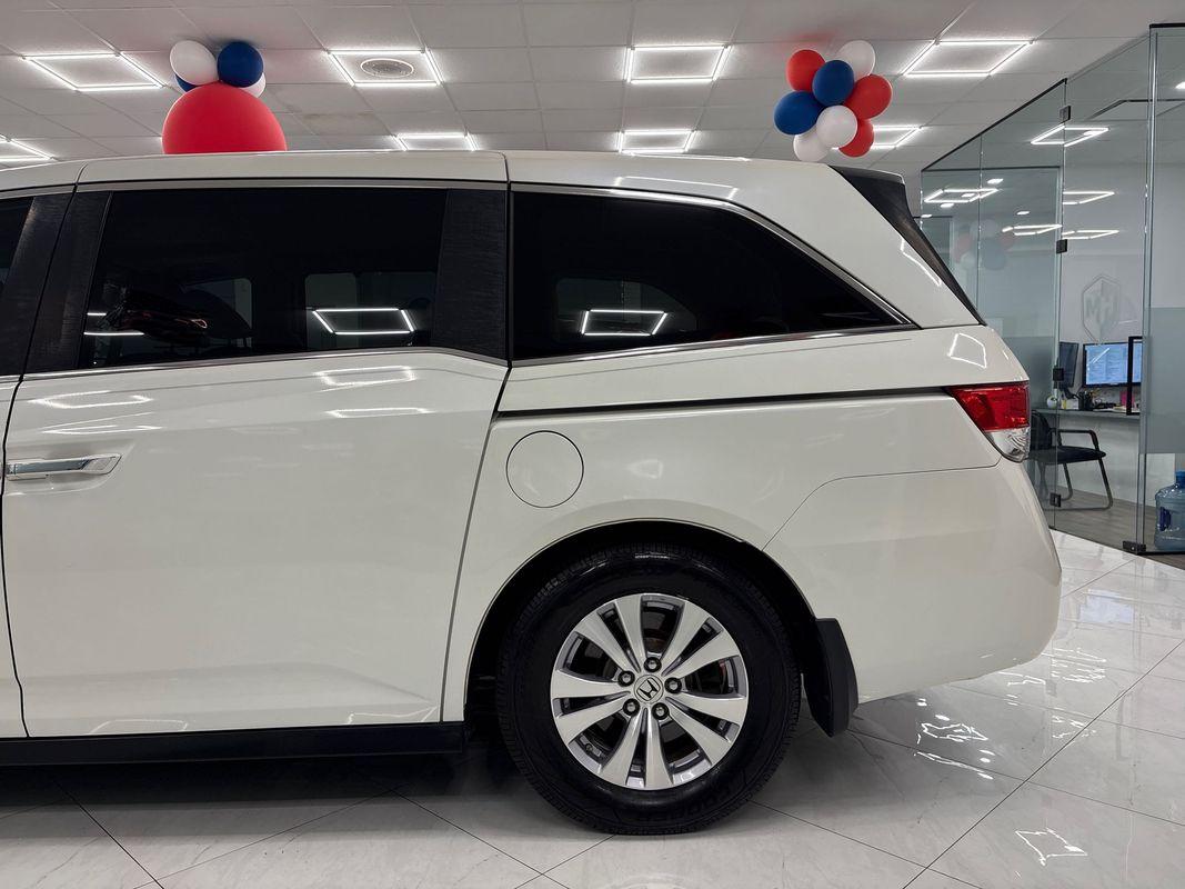 2016 Honda Odyssey EX-L photo 7