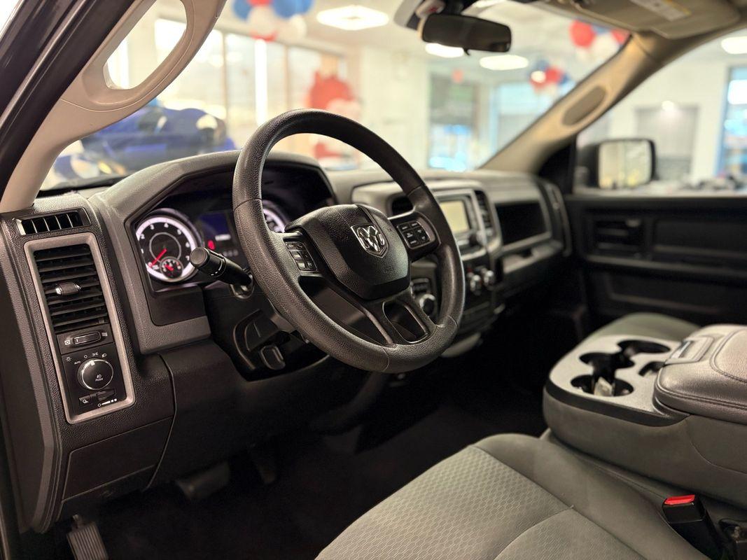 2018 Ram 1500 Express photo 12