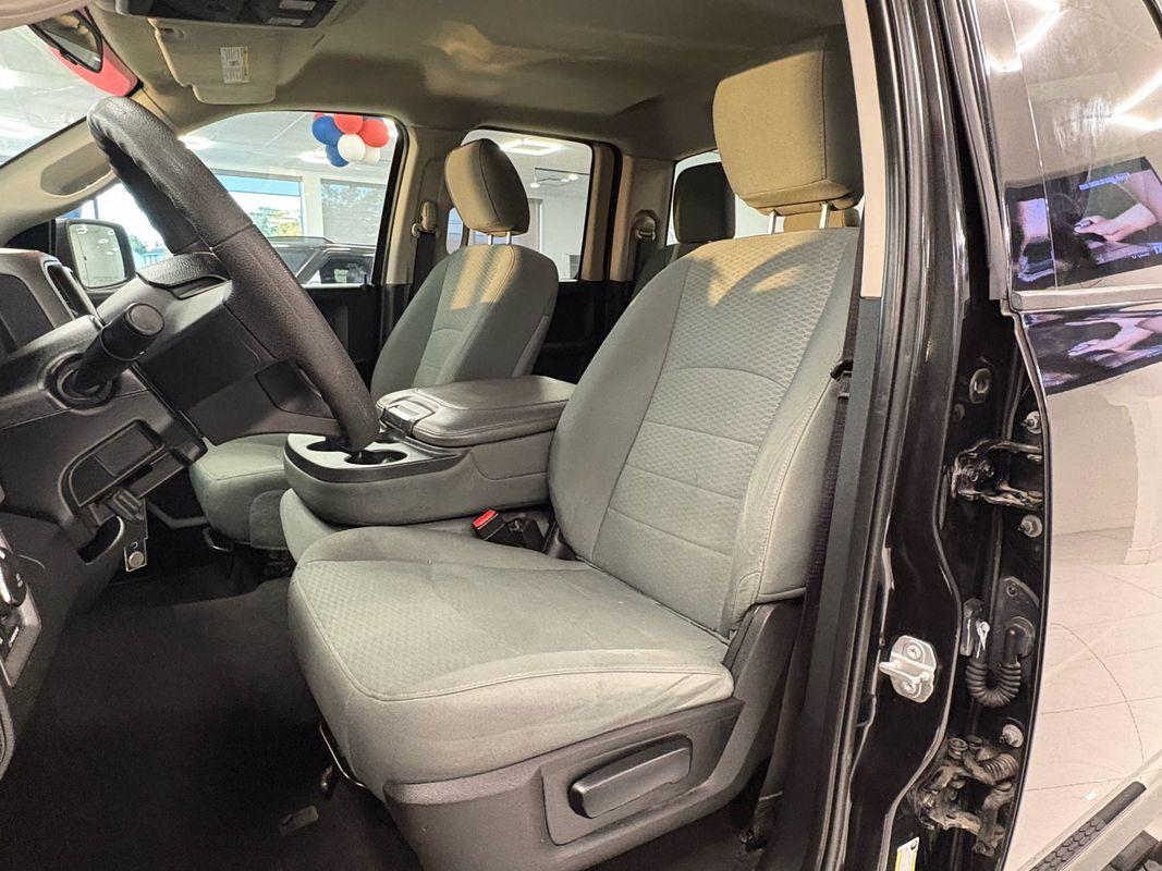 2018 Ram 1500 Express photo 16