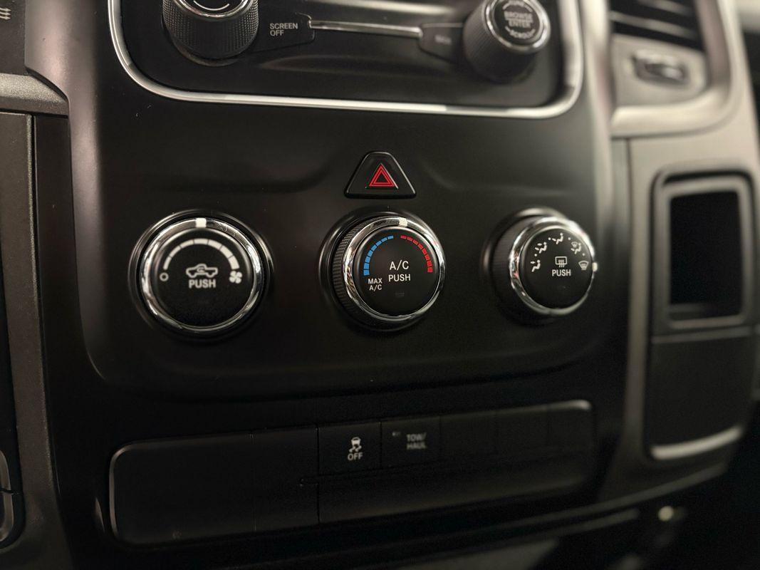 2018 Ram 1500 Express photo 21