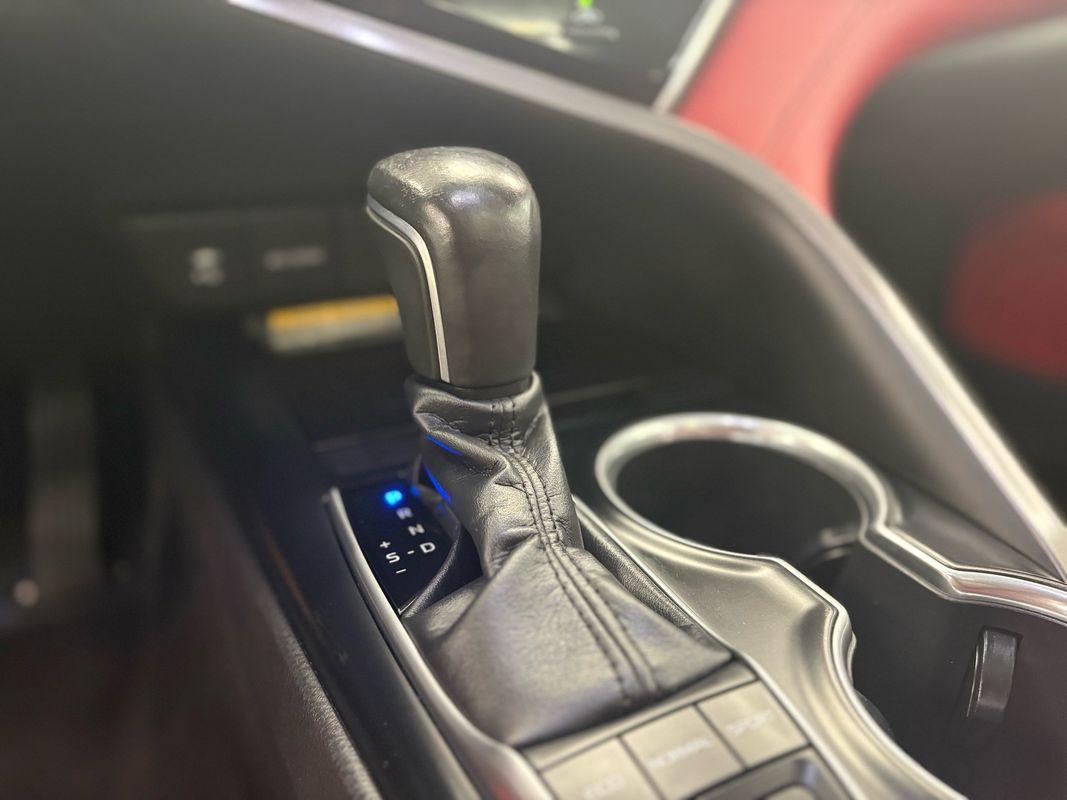 2018 Toyota Camry XSE V6 photo 29