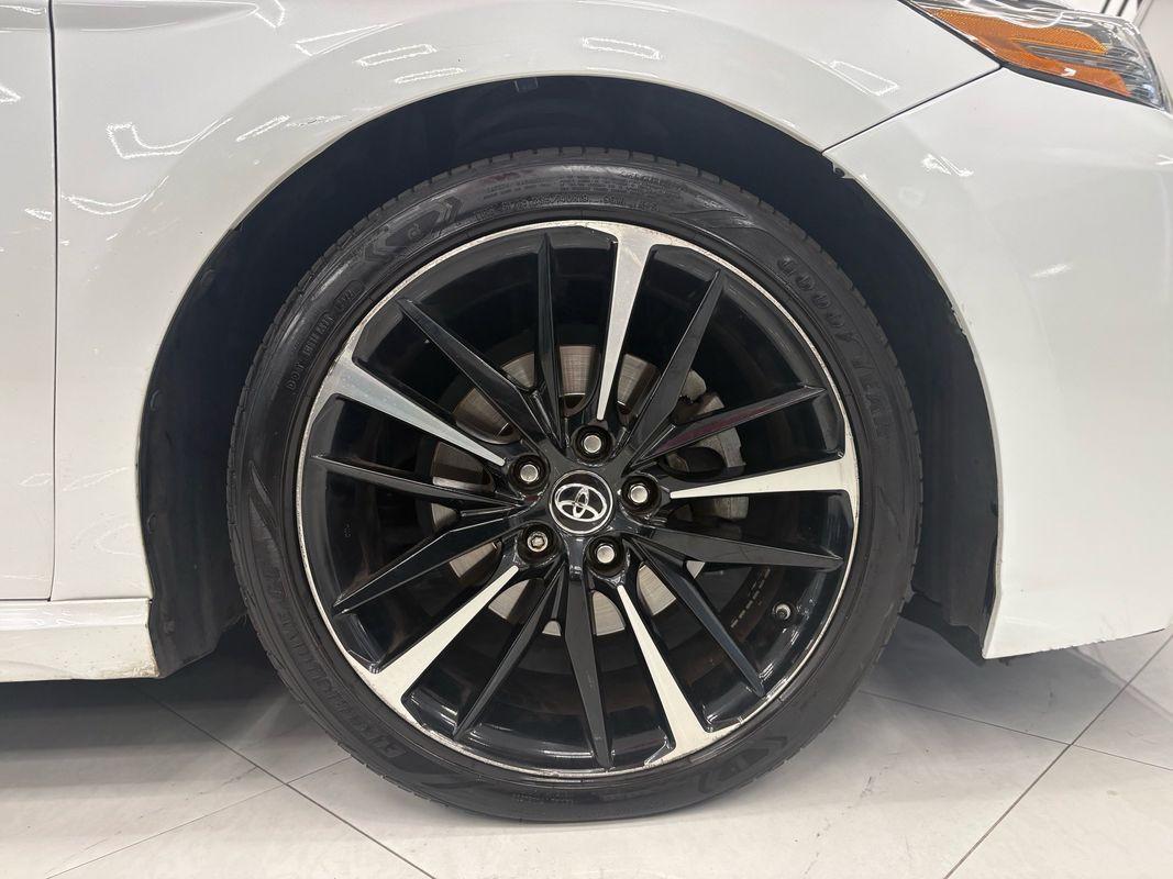 2018 Toyota Camry XSE V6 photo 41