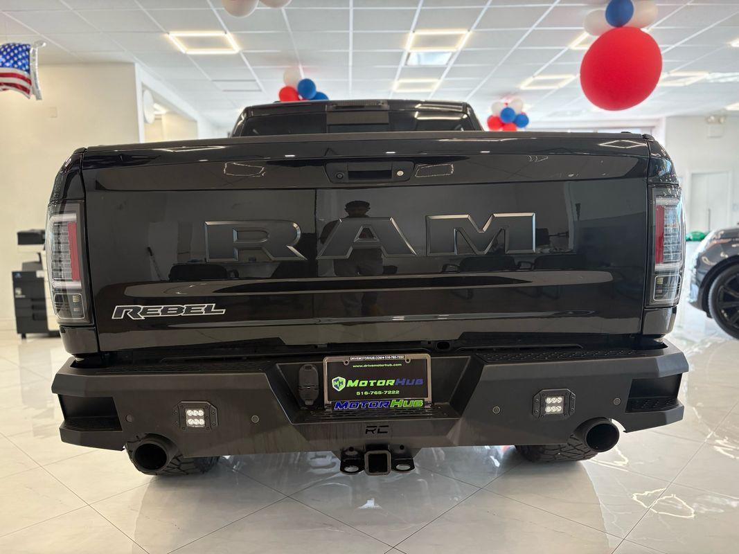 2017 Ram 1500 Rebel photo 8