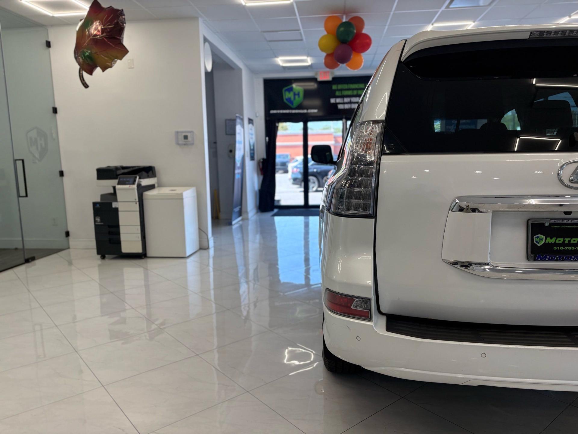 2018 Lexus GX 460 photo 11