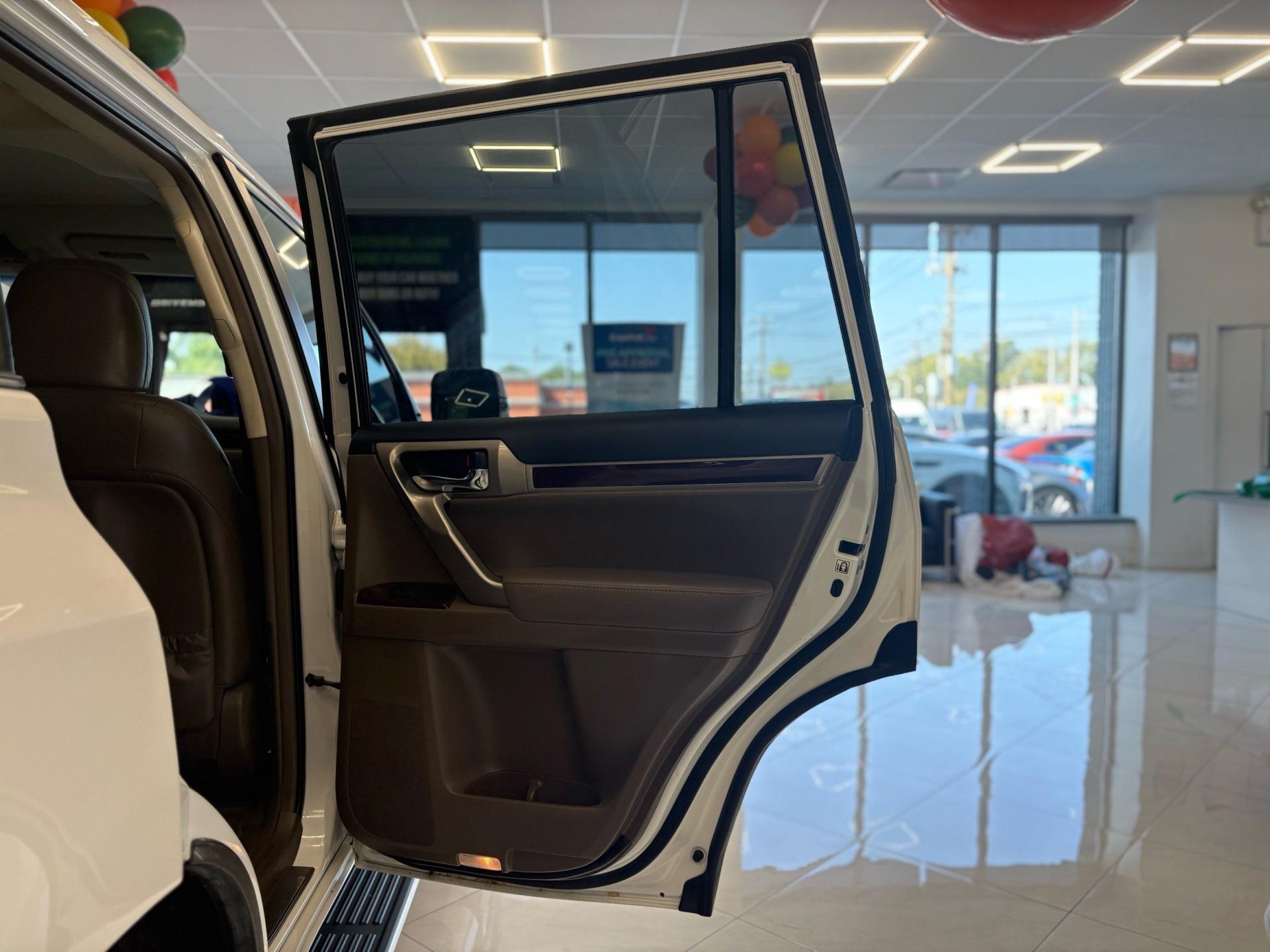 2018 Lexus GX 460 photo 29