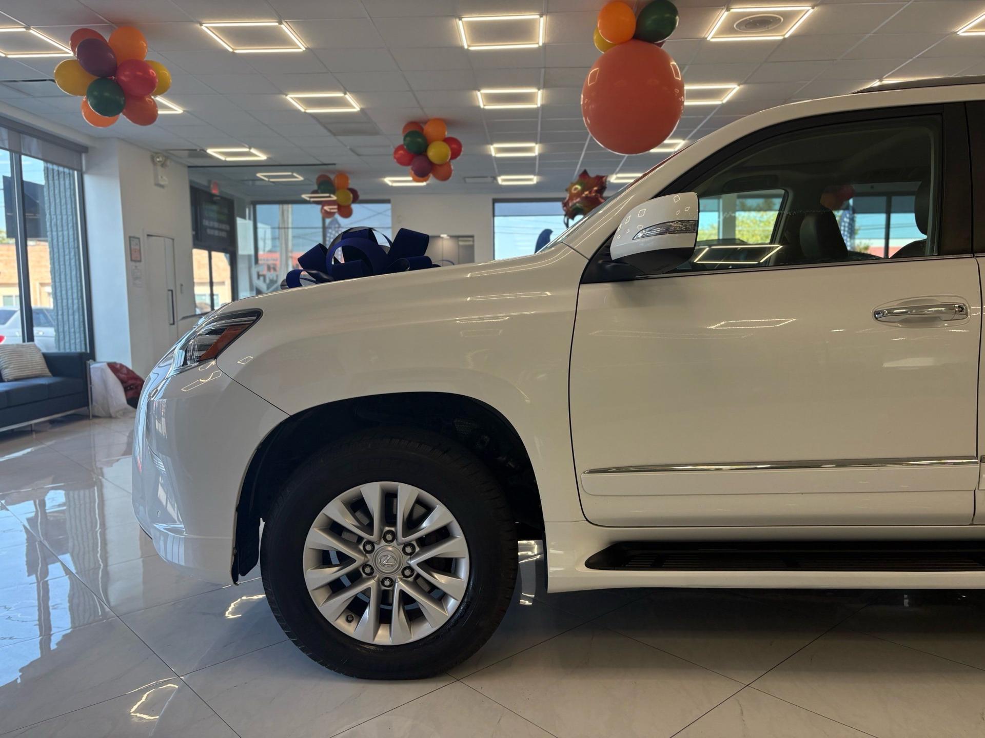 2018 Lexus GX 460 photo 4