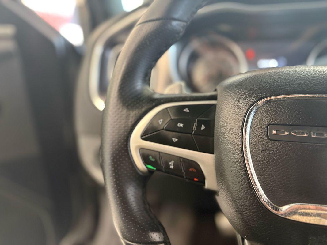 2018 Dodge Charger SXT Plus photo 16