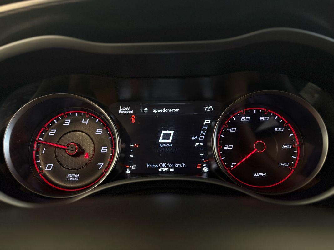 2018 Dodge Charger SXT Plus photo 18