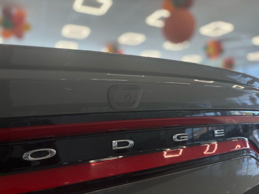 2018 Dodge Charger SXT Plus photo 36