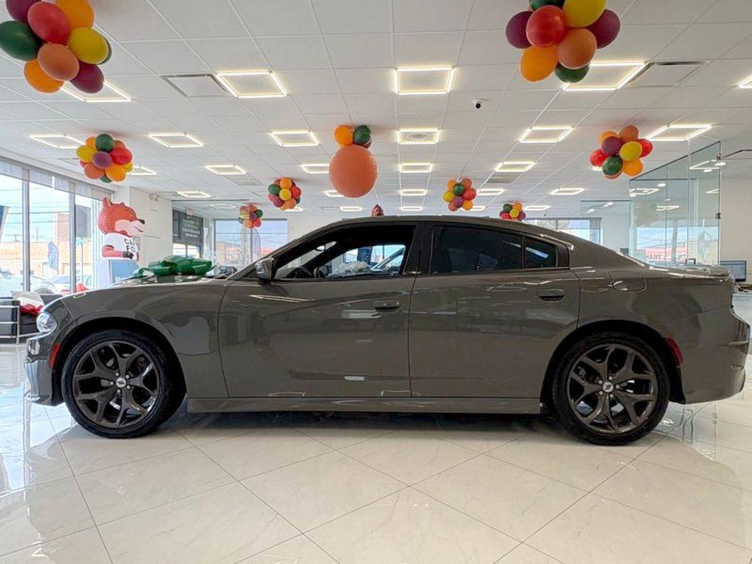2018 Dodge Charger SXT Plus photo 3