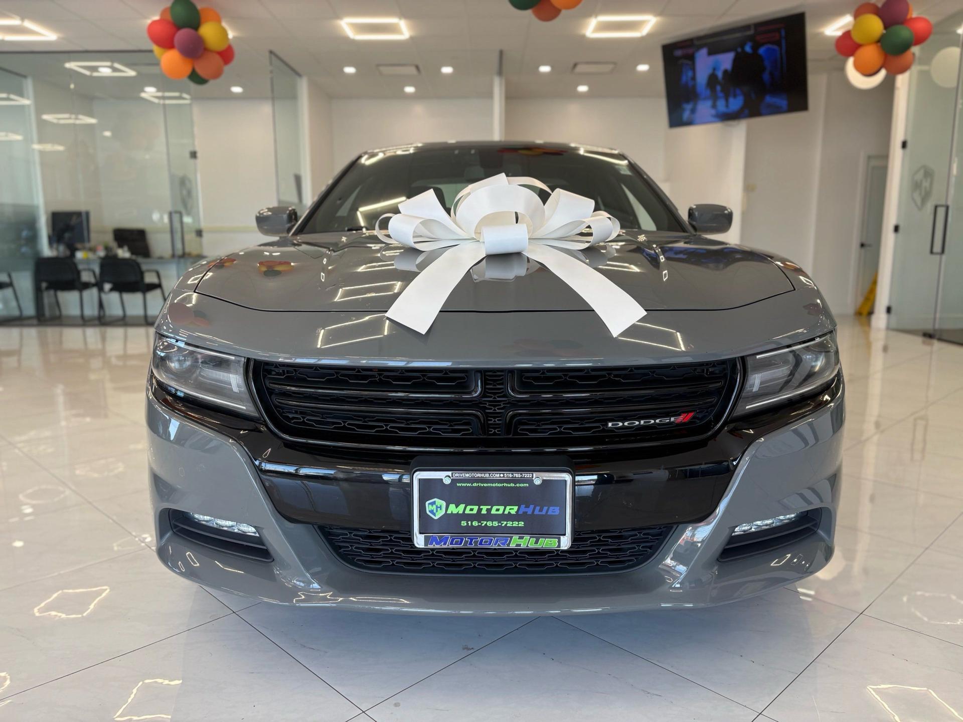 2018 Dodge Charger GT photo 2