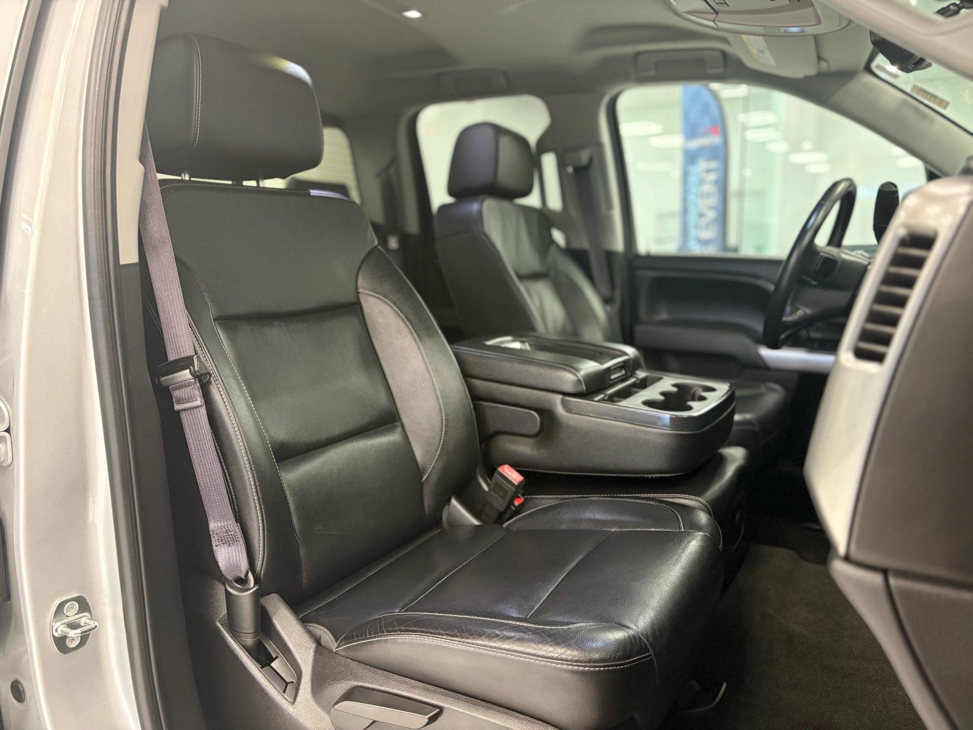 2017 Chevrolet Silverado 1500 LT - Photo 23