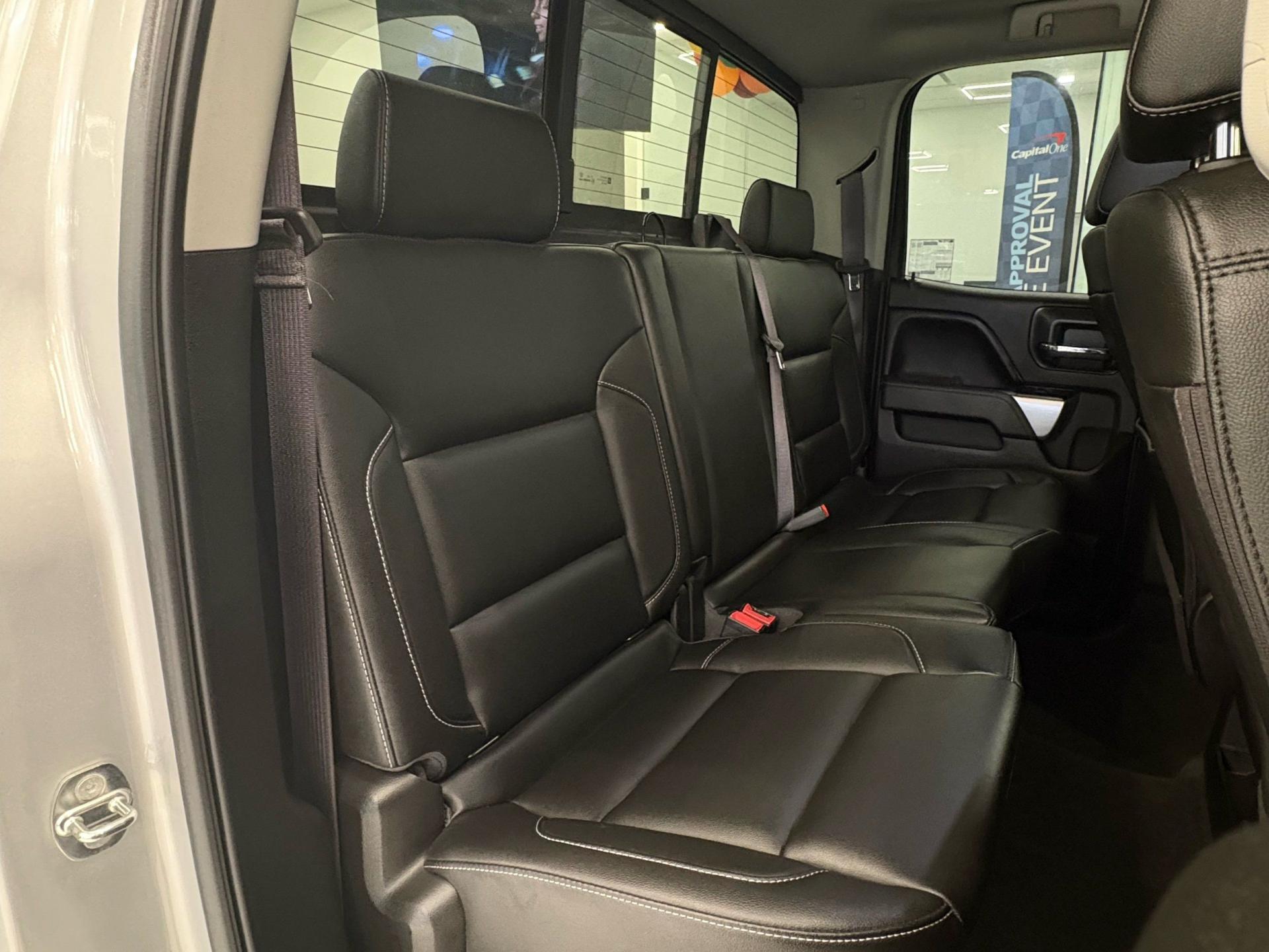 2017 Chevrolet Silverado 1500 LT - Photo 24