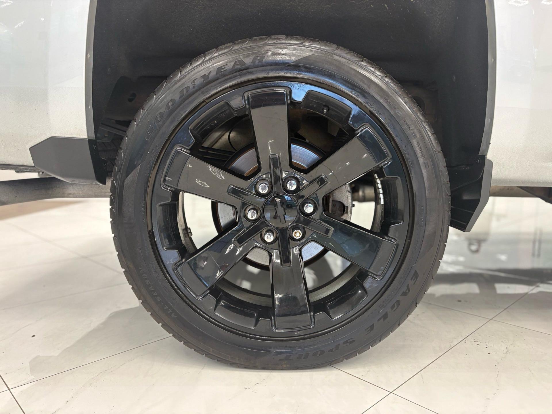 2017 Chevrolet Silverado 1500 LT - Photo 40