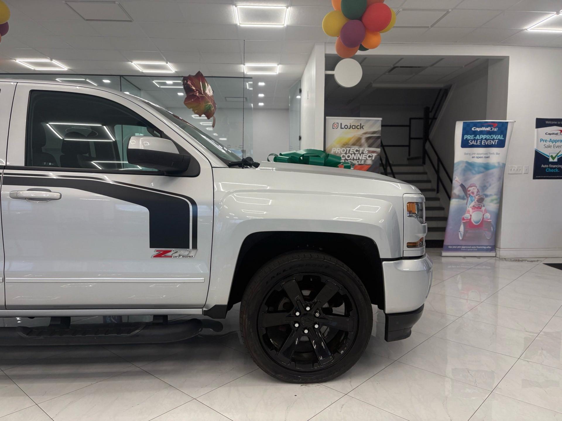 2017 Chevrolet Silverado 1500 LT - Photo 9