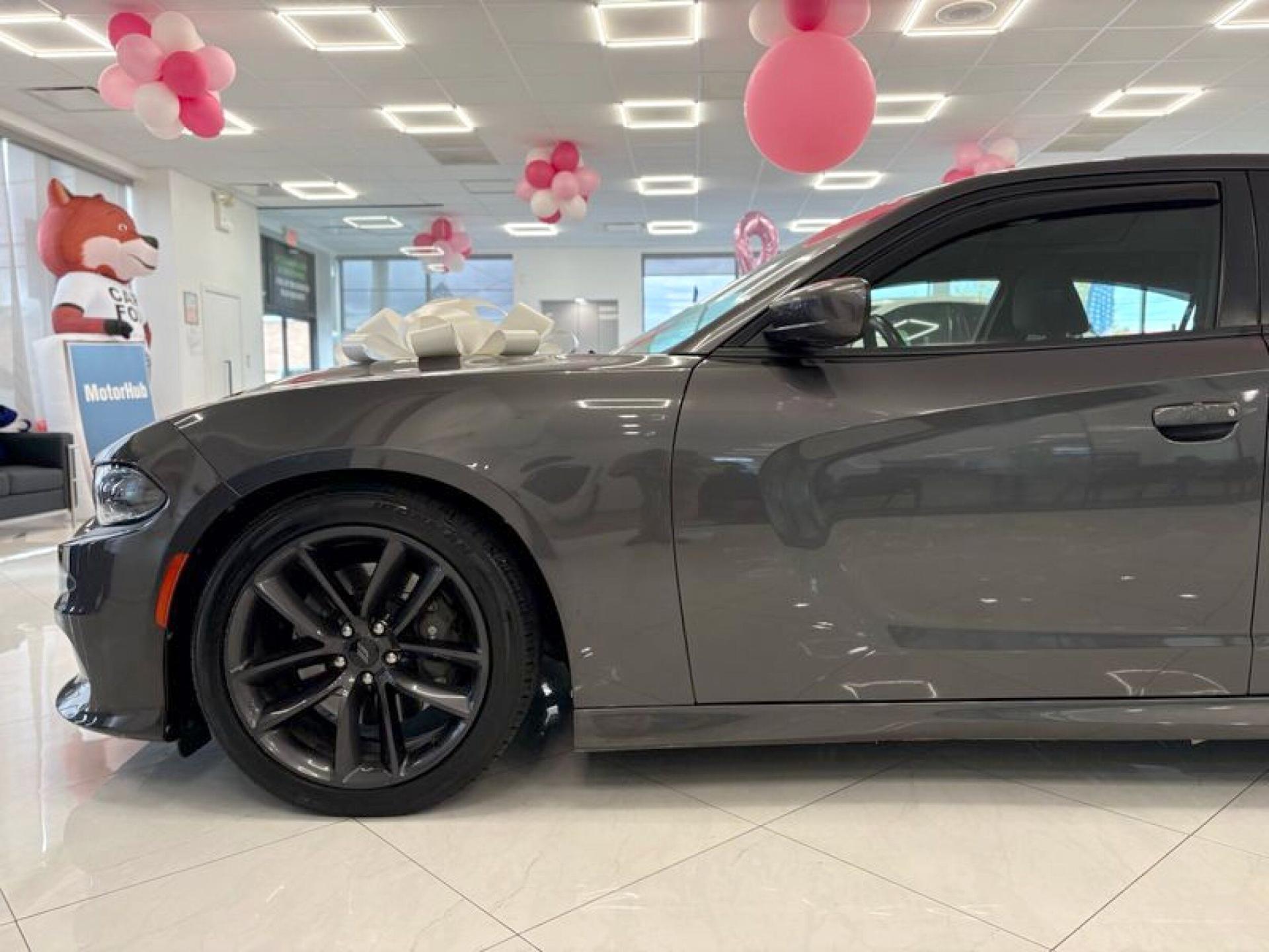 2019 Dodge Charger GT photo 4