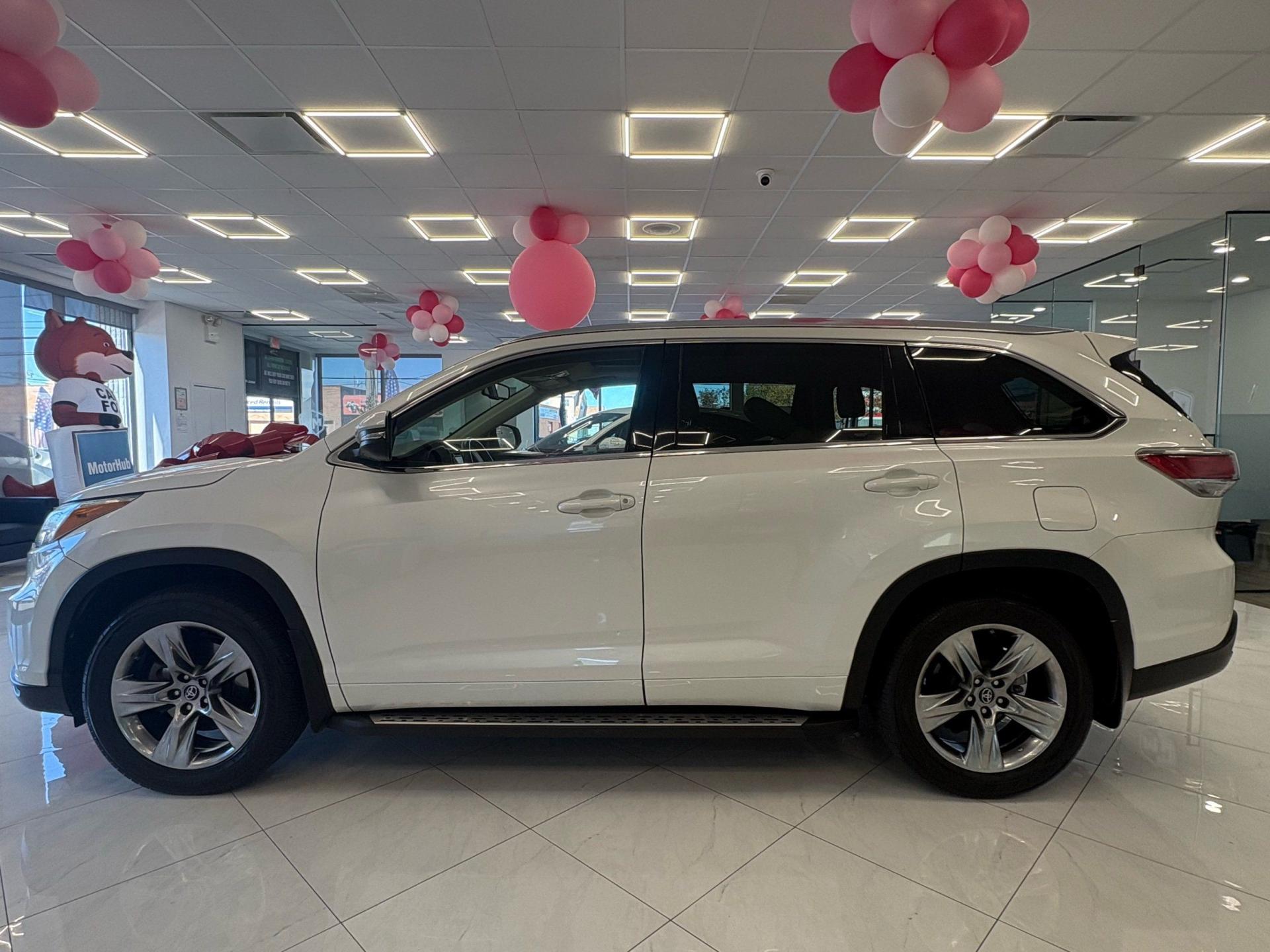 2016 Toyota Highlander Limited Platinum photo 4