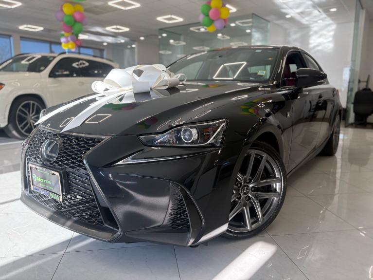2019 Lexus IS