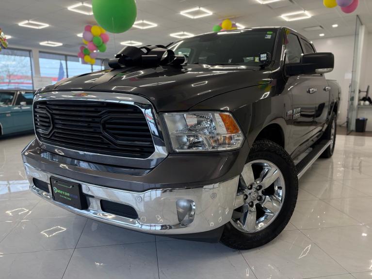 2017 RAM 1500 Big Horn 4x4 Crew Cab 5'7's photo