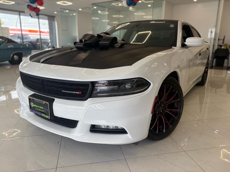2019 Dodge Charger SXT's photo