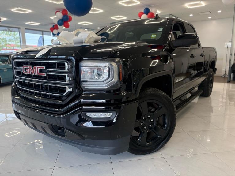 2019 GMC Sierra 4WD Double Cab Standard Box's photo