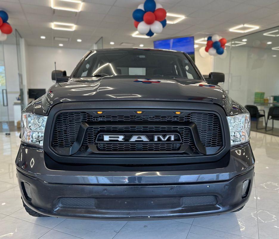 2019 Ram 1500 Classic Big Horn photo 2