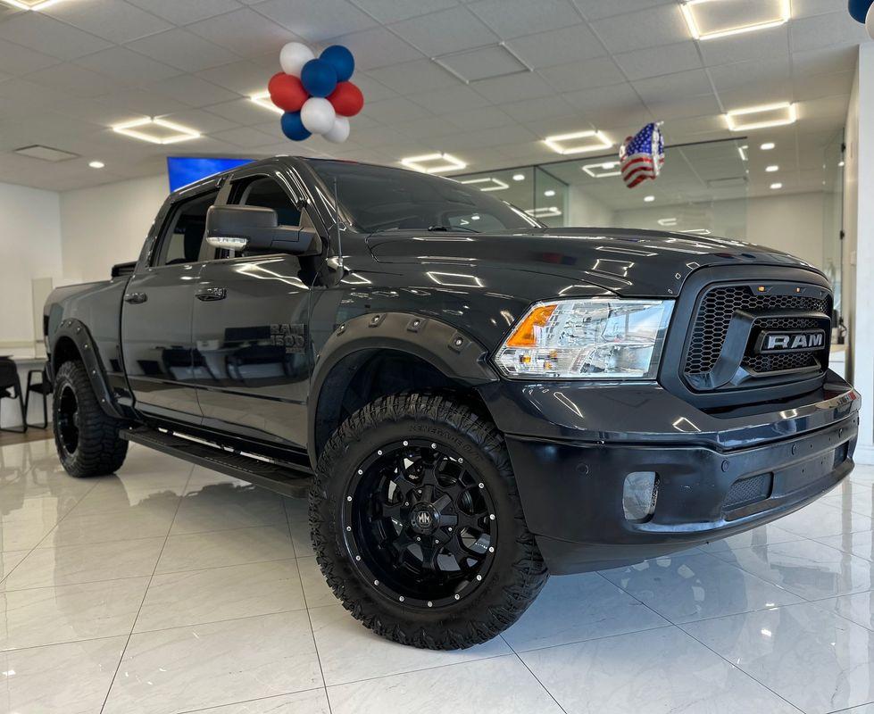 2019 Ram 1500 Classic Big Horn photo 3