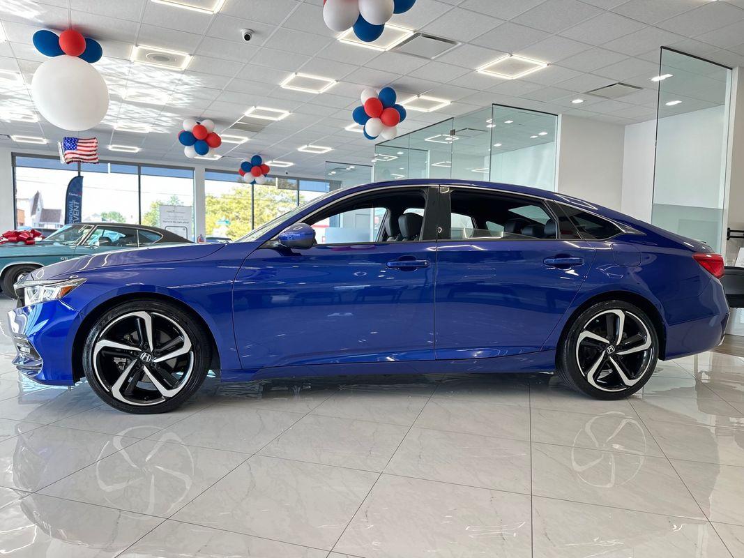 2019 Honda Accord Sport photo 3