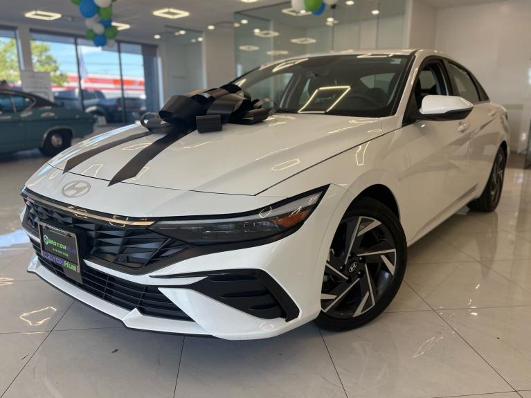 2025 Hyundai Elantra's photo