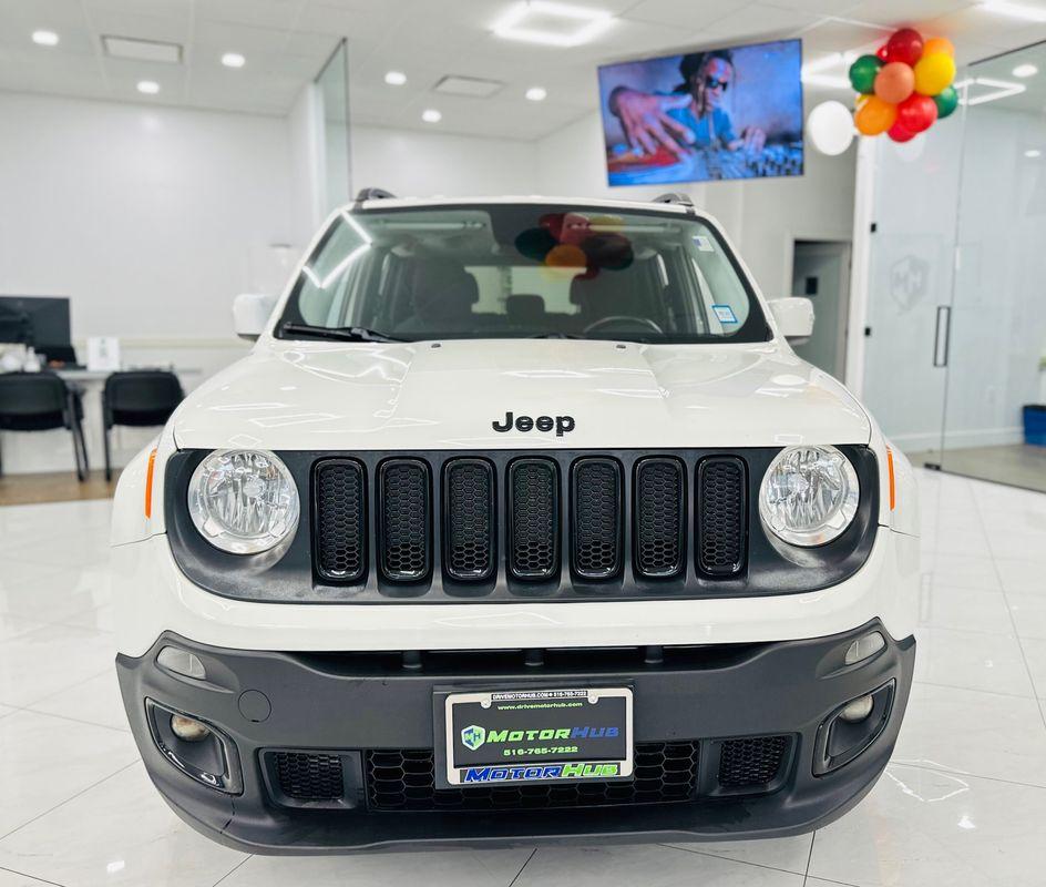 2017 Jeep Renegade Latitude North Edition photo 2