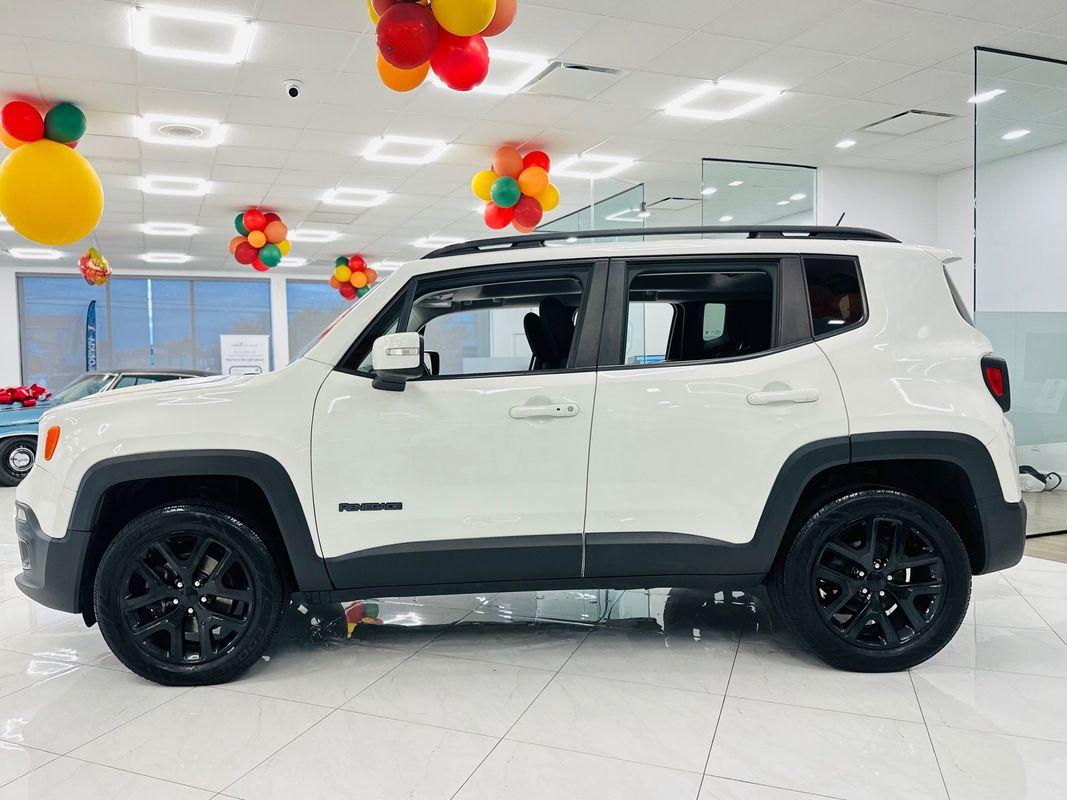 2017 Jeep Renegade Latitude North Edition photo 4
